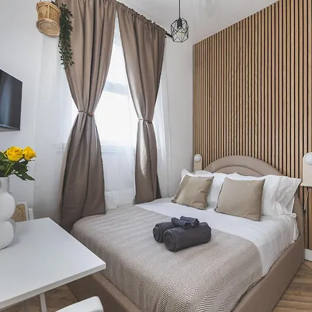 Stunning Serviced Apartments Great Location - Perfect For Corporate,Contractors And Leisure Clients